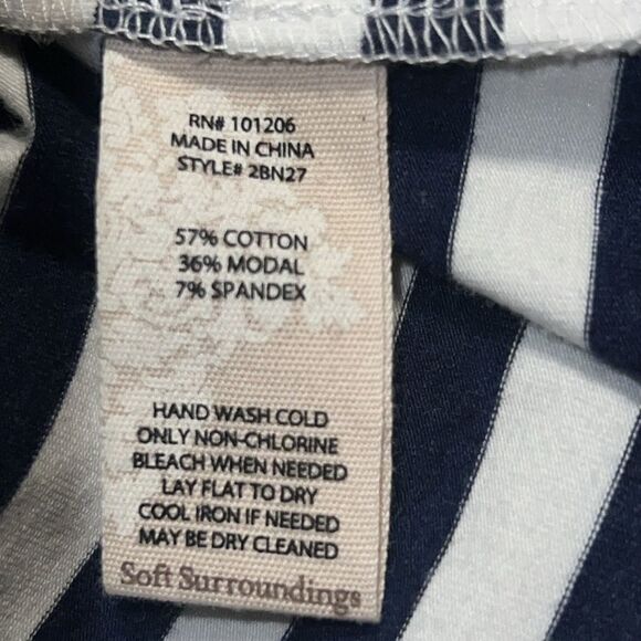 SOFT SURROUNDING Navy Blue Striped Tunic Top With Side Buttons-S - Picture 9 of 9